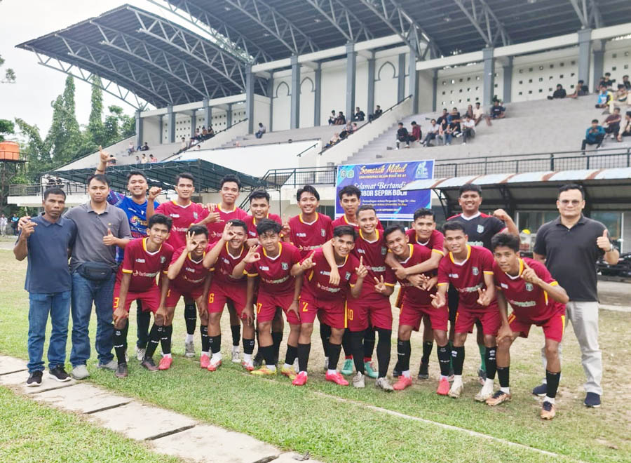 Universitas Pasir Pengaraian Menggasak Univ. Abdurrab dengan Skor 8-1